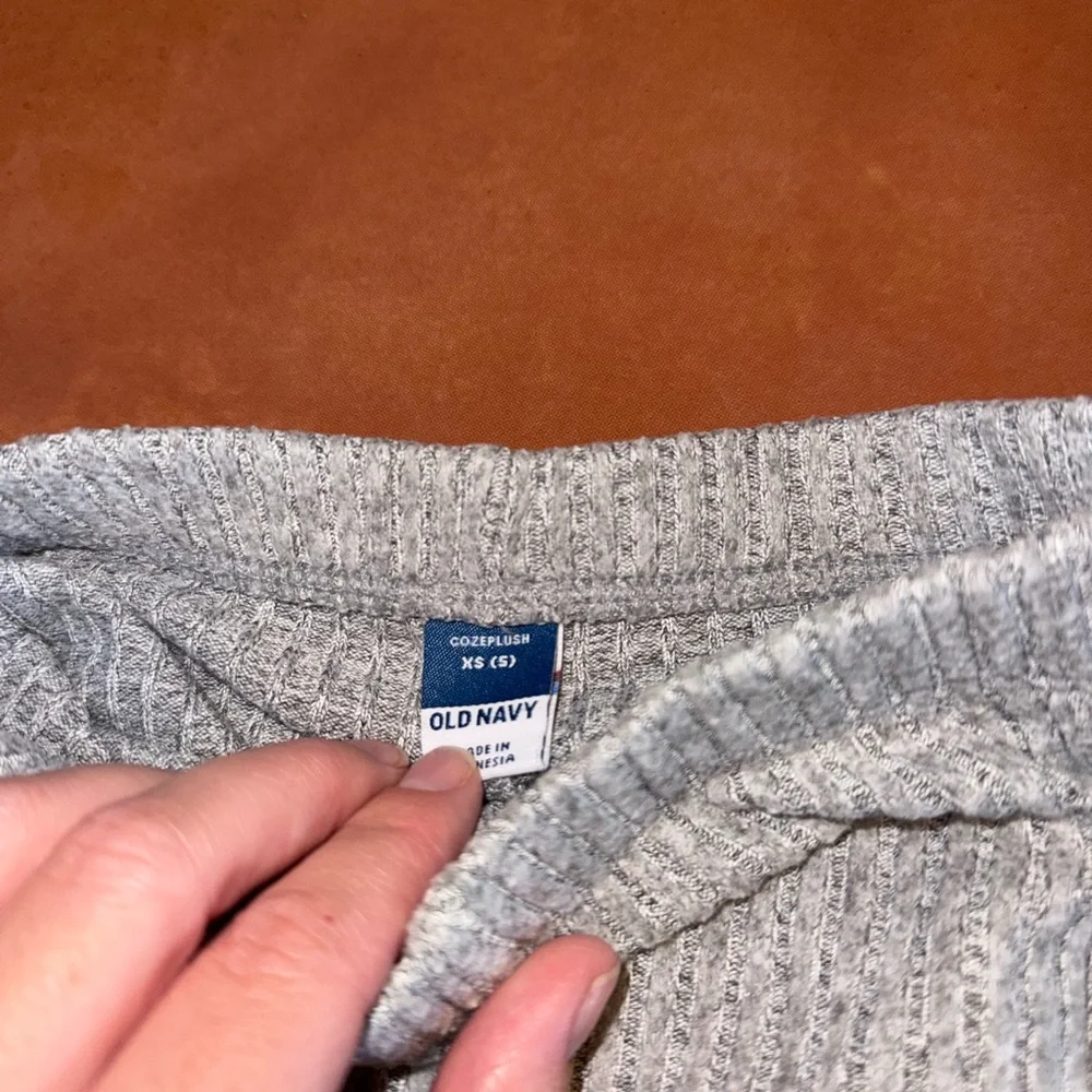 Old Navy Light‎ Gray Ribbed Knitwear